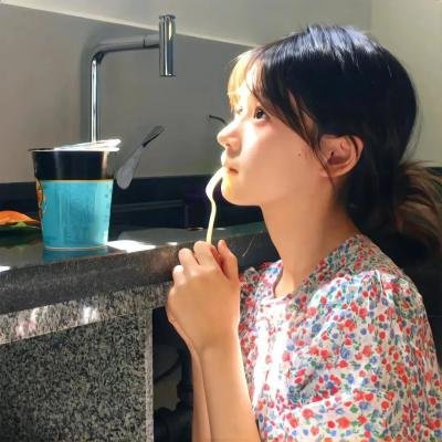 小孤儿海报